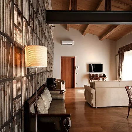 Residenza Giuseppe Verdi 3* فيرونا