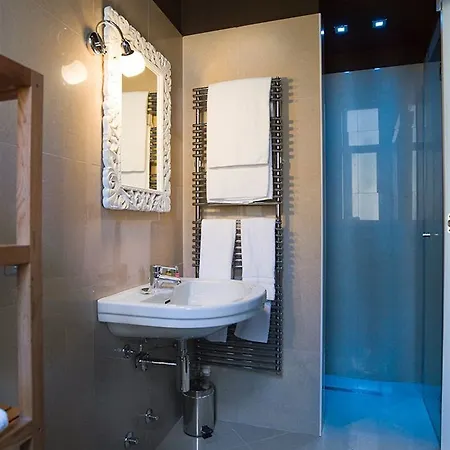 فندق مبيت وإفطار Residenza Giuseppe Verdi 3*